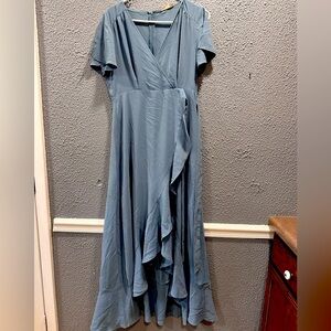 ALTER’D STATE Size Large Blue flowy sleeves maxi dress